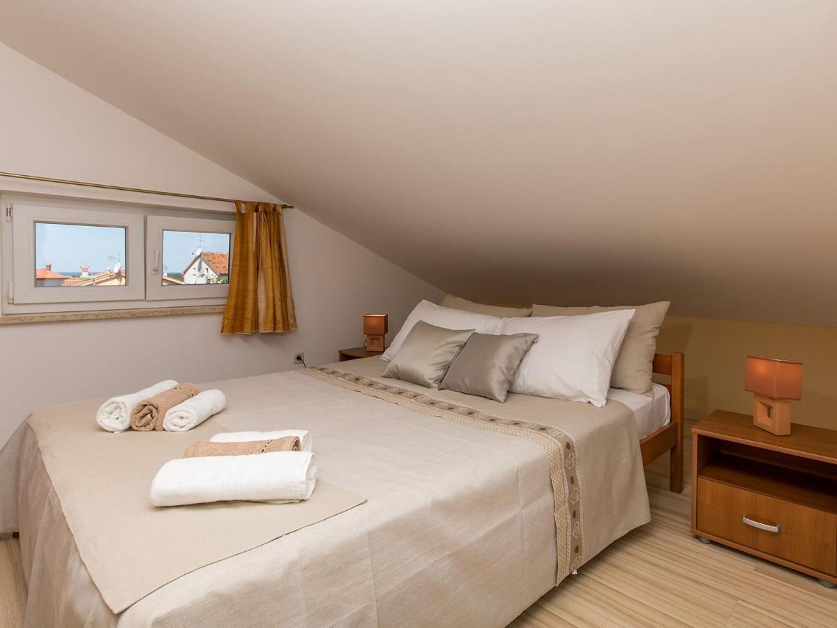 Apartment Labinjan Пореч Екстер'єр фото